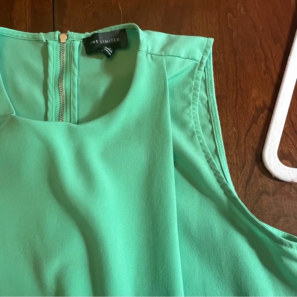 The Limited Green Draped Sleeveless Blouse, Size XS - Picture 2 of 13